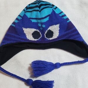 Columbia Blue With Teal Blue Knit Hat with Tassels. Youth Small